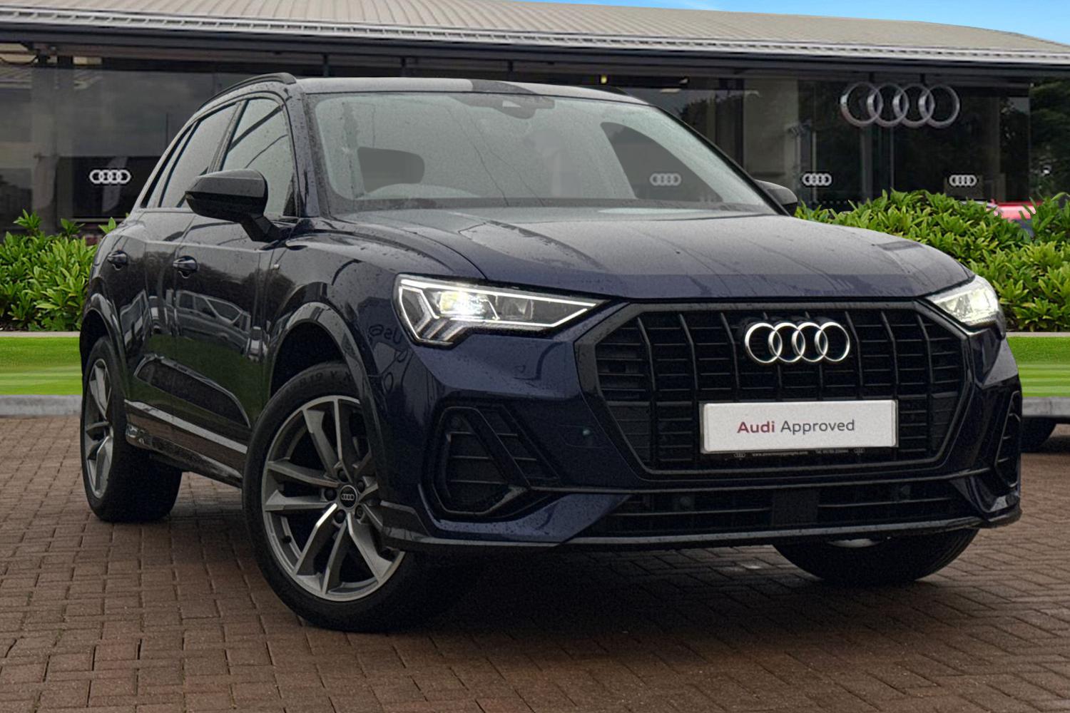 Main listing image - Audi Q3
