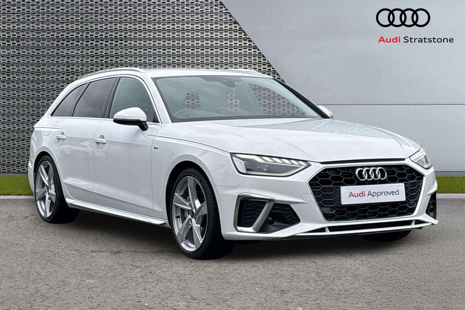 Main listing image - Audi A4 Avant