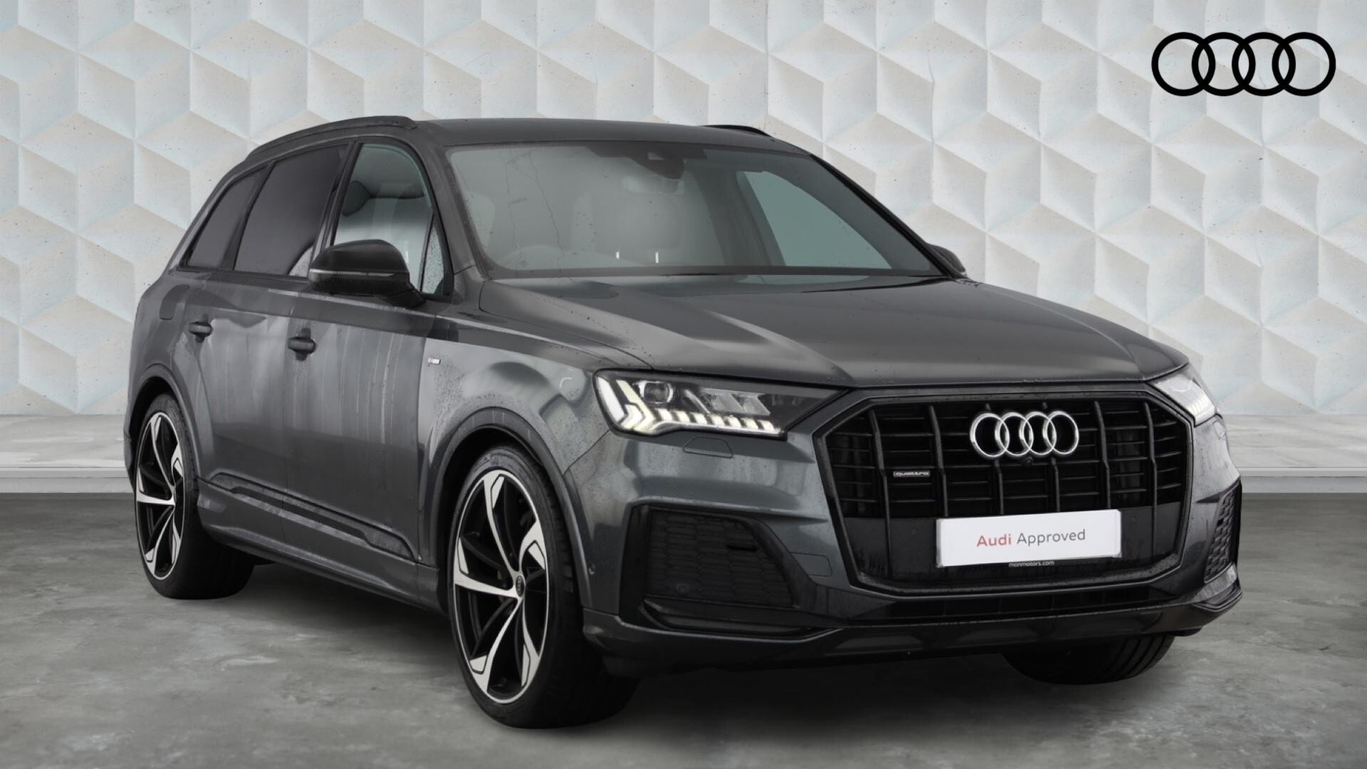 Main listing image - Audi Q7