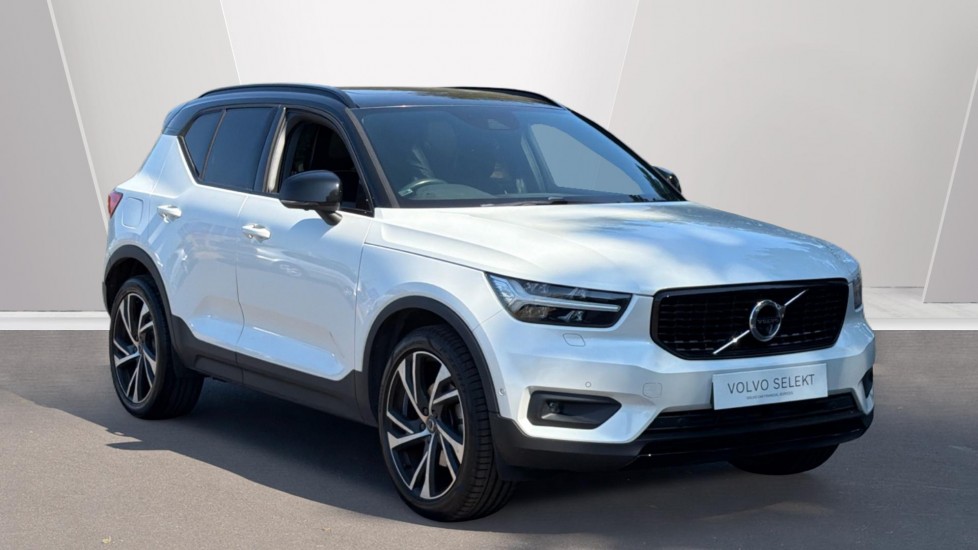 Main listing image - Volvo XC40