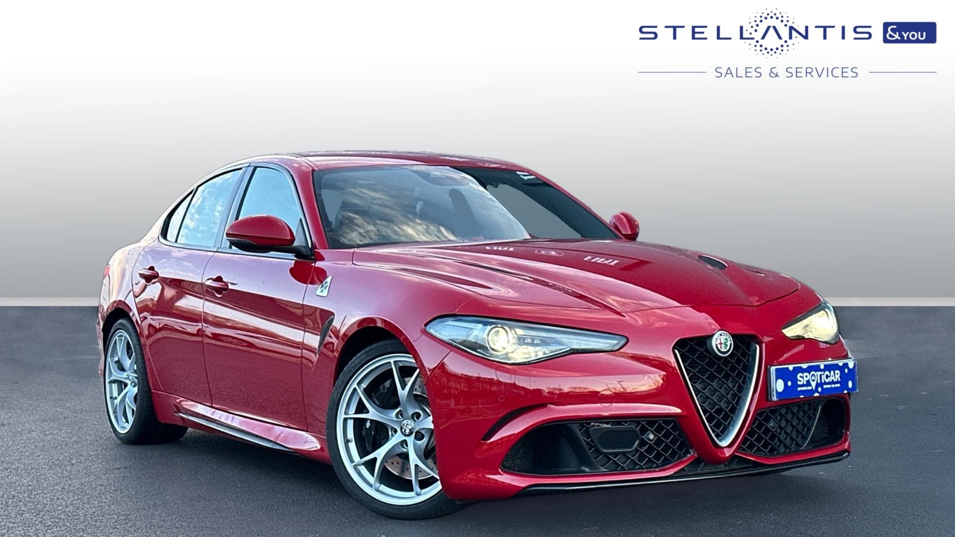 Main listing image - Alfa Romeo Giulia