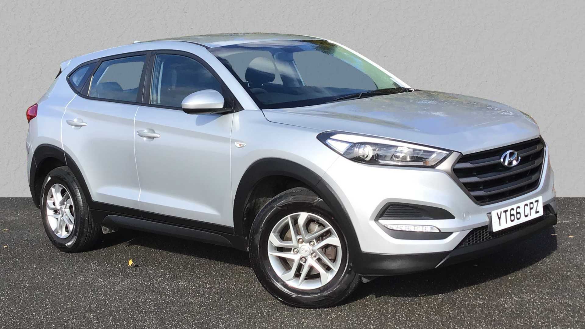 Main listing image - Hyundai Tucson