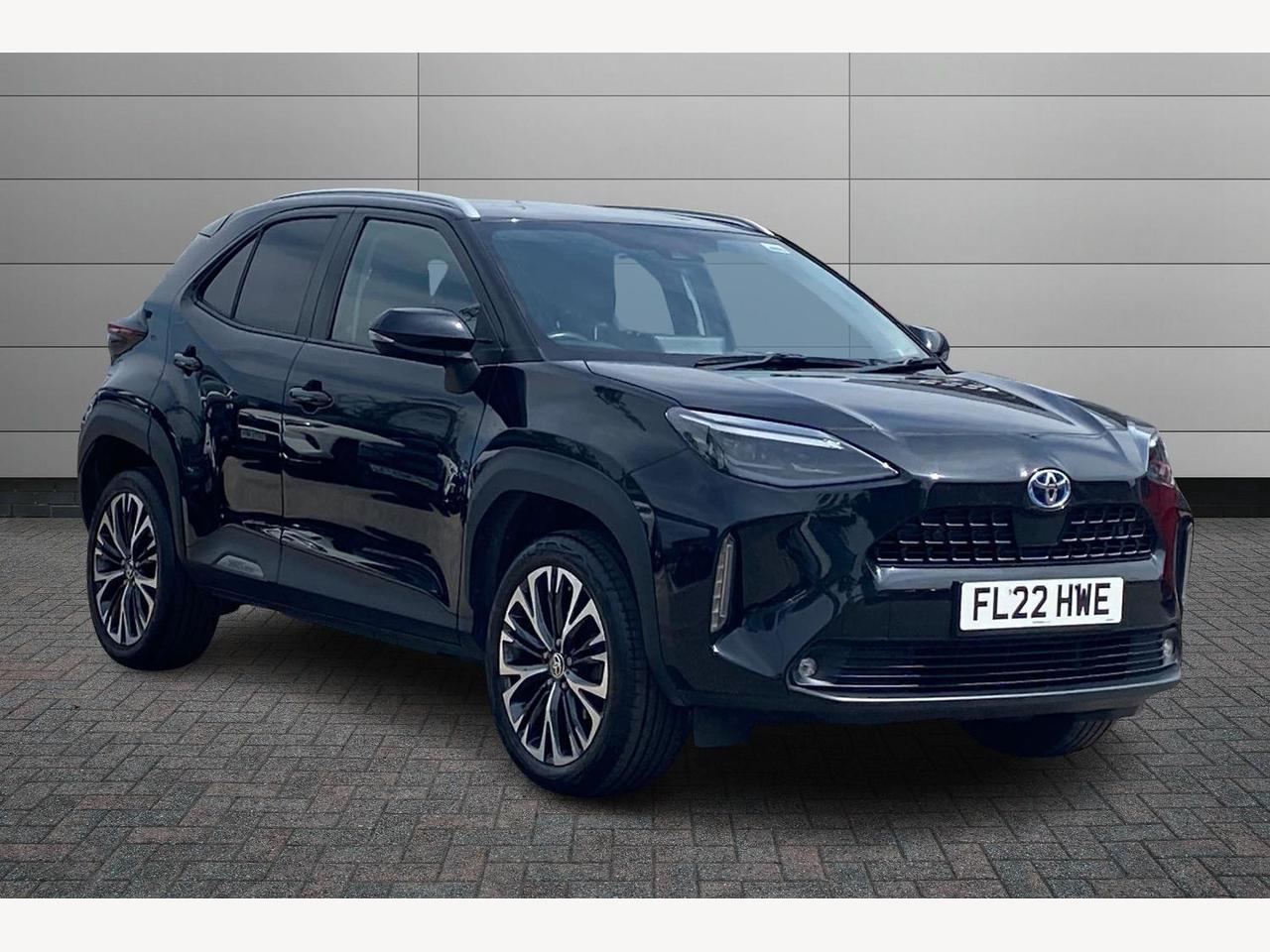 Main listing image - Toyota Yaris Cross