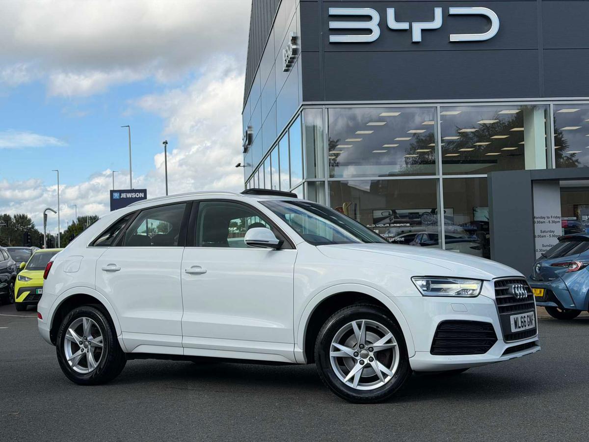 Main listing image - Audi Q3