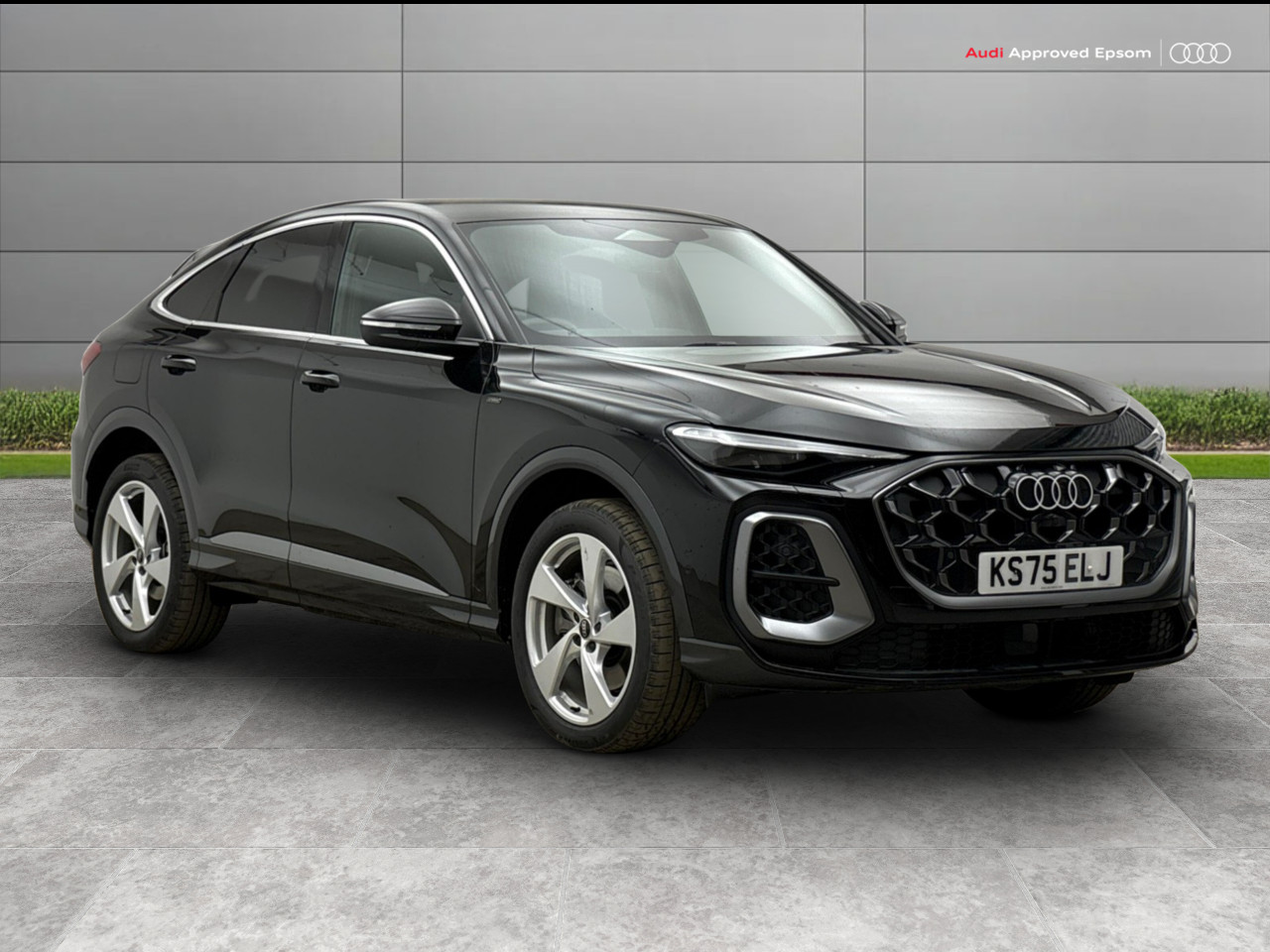 Main listing image - Audi Q5