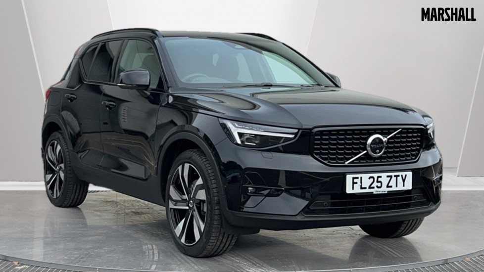 Main listing image - Volvo XC40