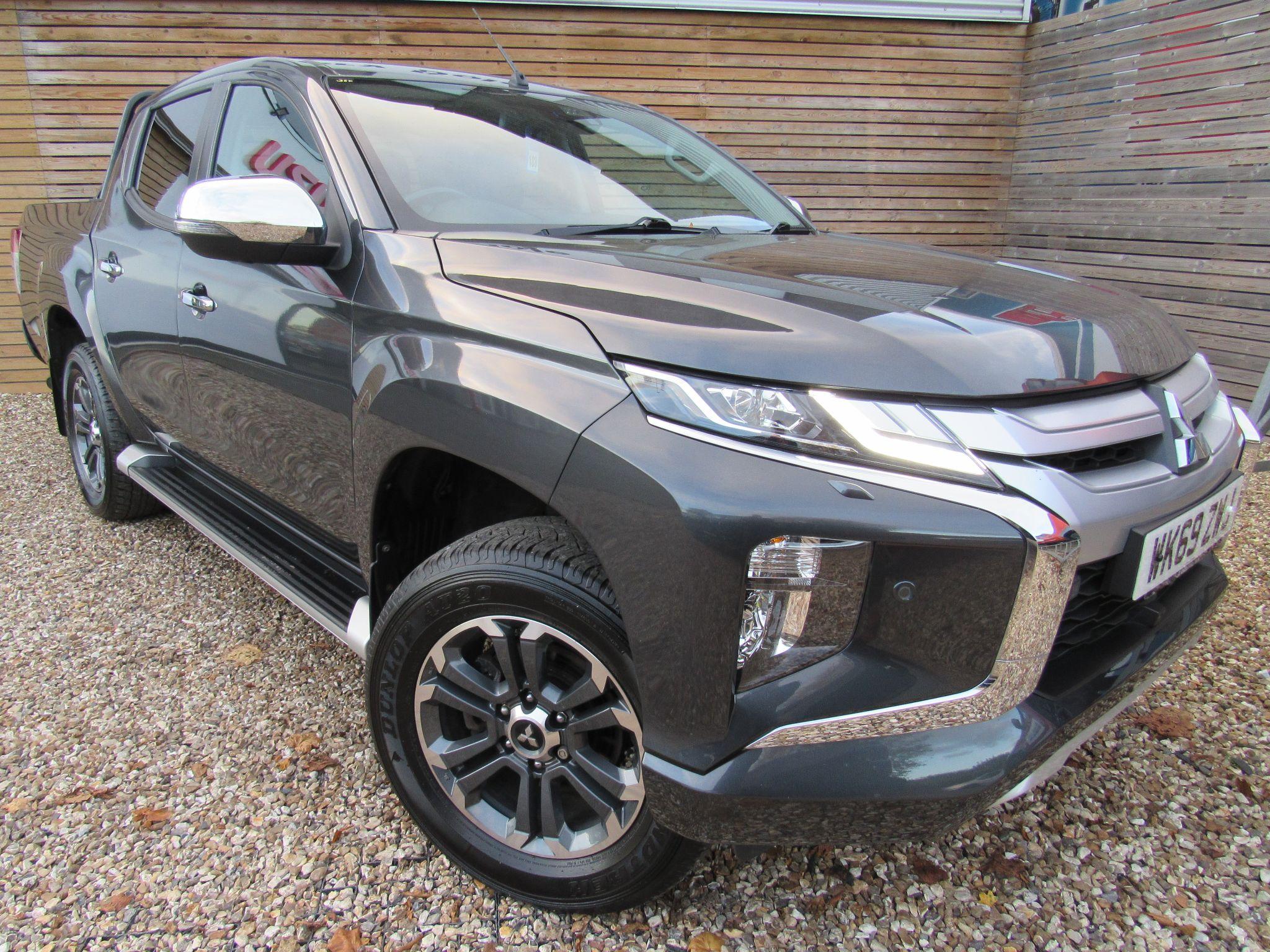 Main listing image - Mitsubishi L200