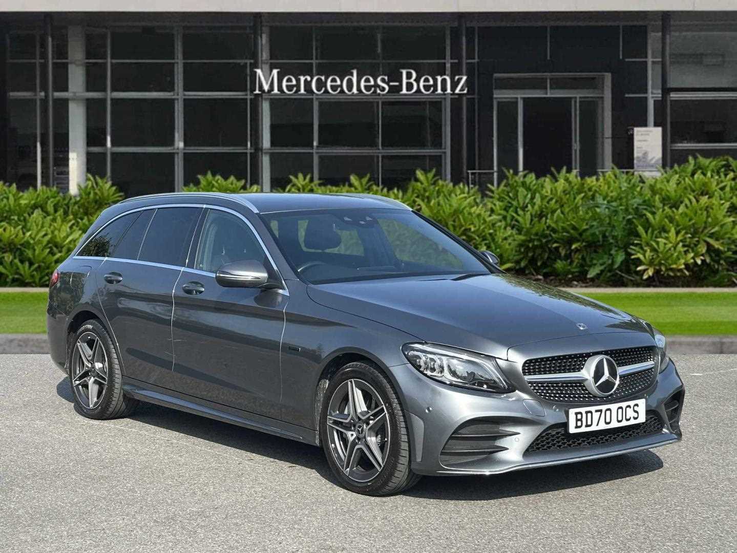 Main listing image - Mercedes-Benz C-Class Estate