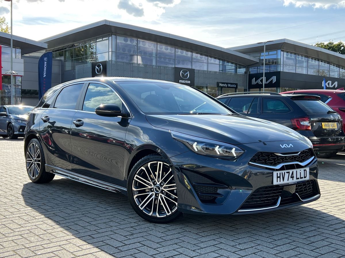 Main listing image - Kia Ceed