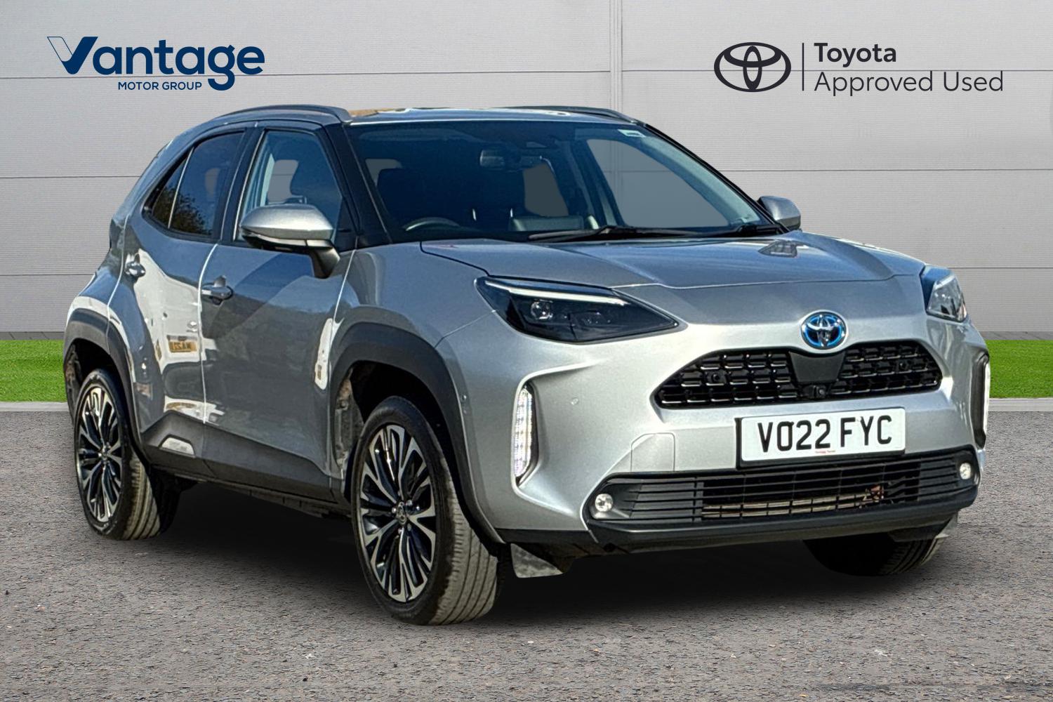 Main listing image - Toyota Yaris Cross