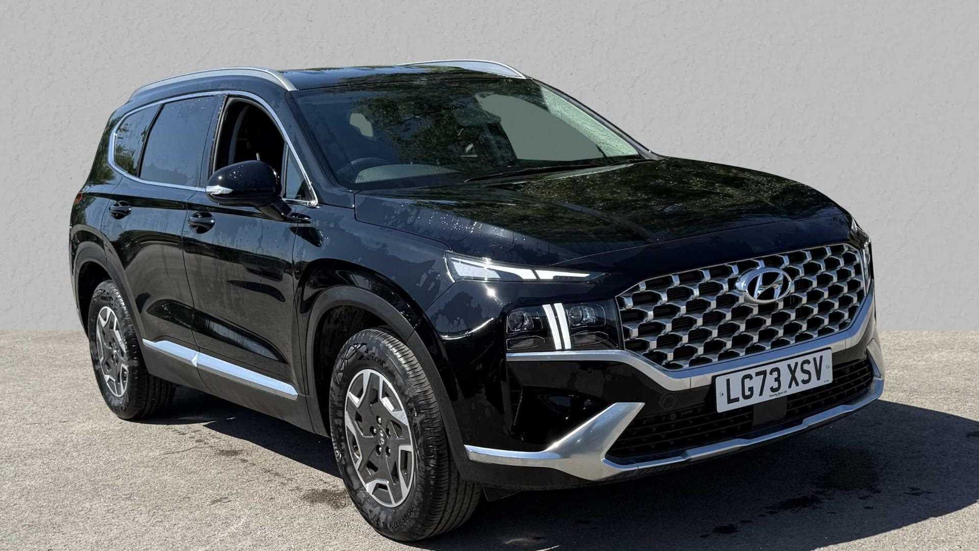 Main listing image - Hyundai Santa Fe