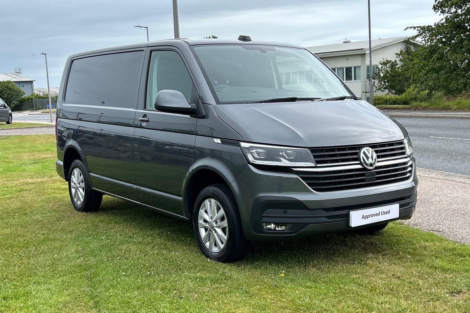 Main listing image - Volkswagen Transporter