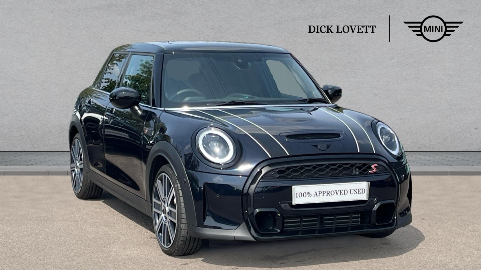 Main listing image - MINI Hatchback 5dr