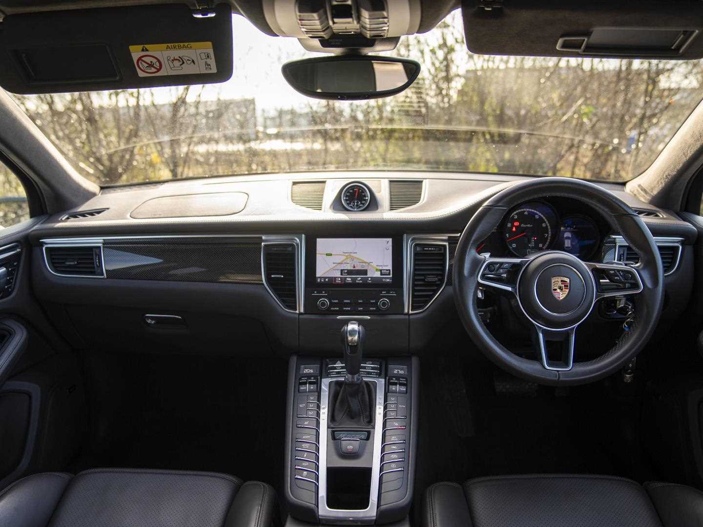 Main listing image - Porsche Macan