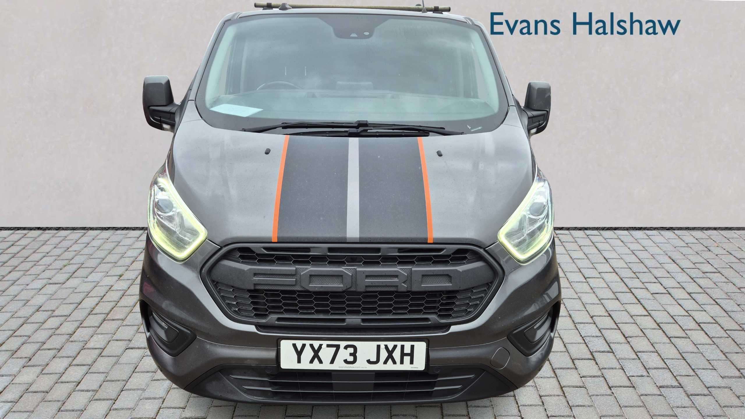 Main listing image - Ford Transit Custom