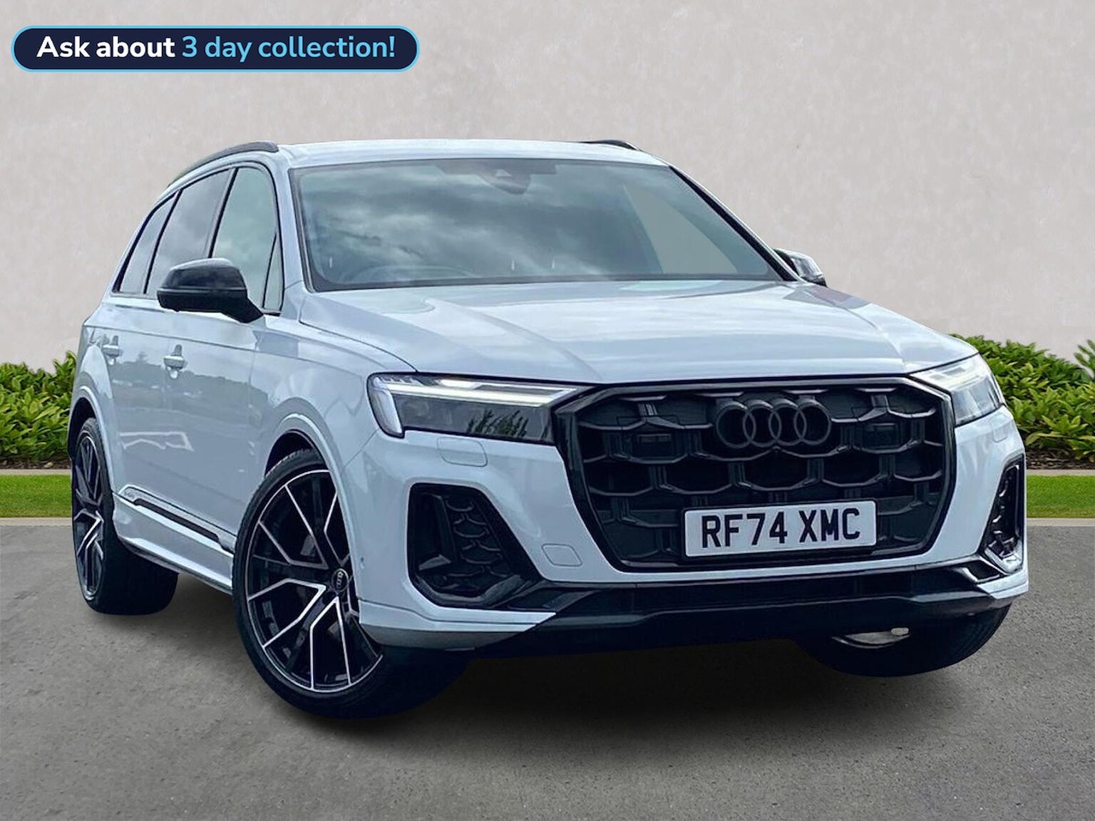 Main listing image - Audi Q7