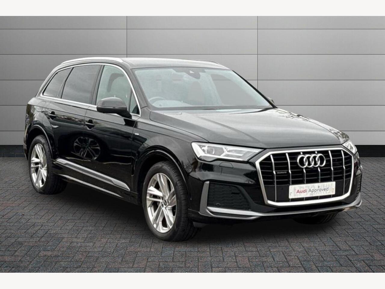 Main listing image - Audi Q7