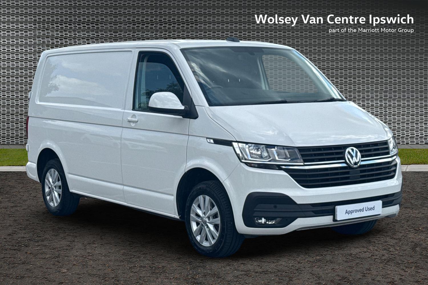 Main listing image - Volkswagen Transporter