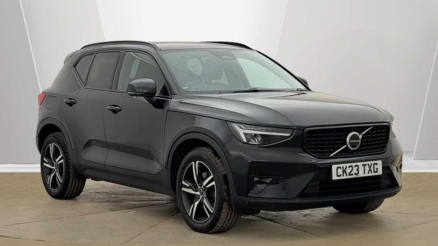 Main listing image - Volvo XC40