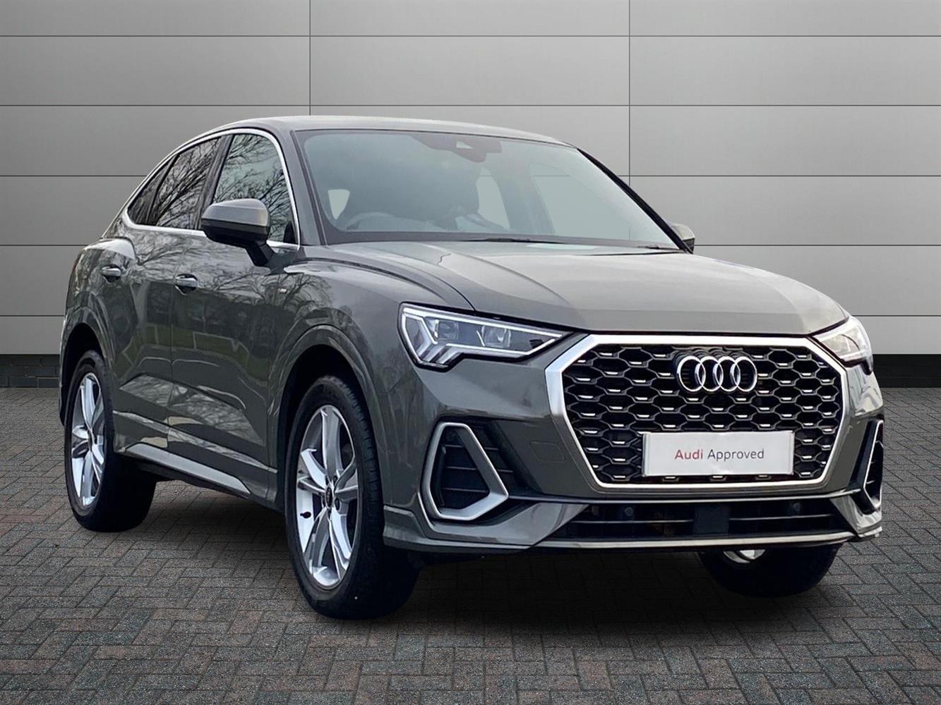 Main listing image - Audi Q3