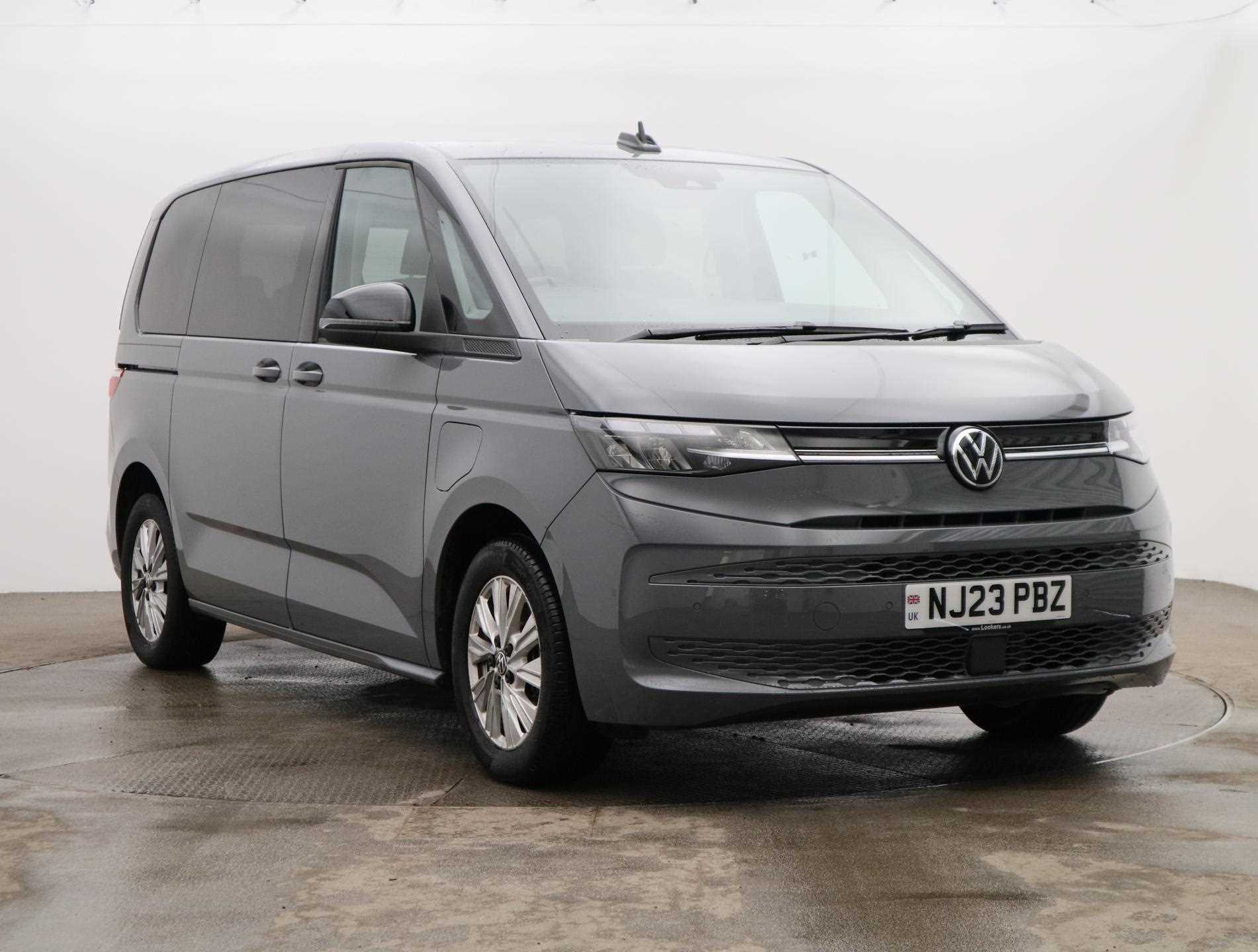Main listing image - Volkswagen Multivan