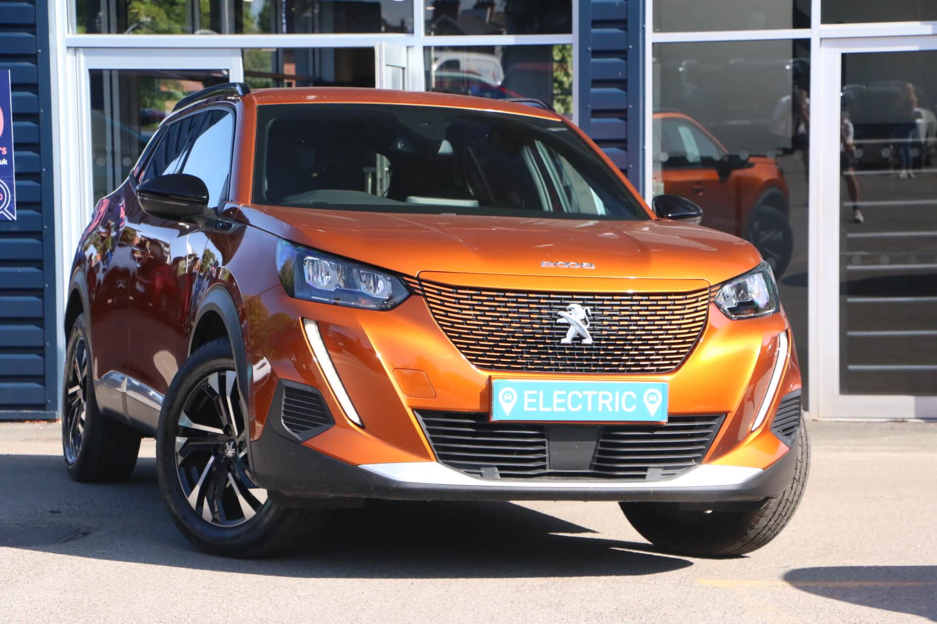 Main listing image - Peugeot 2008