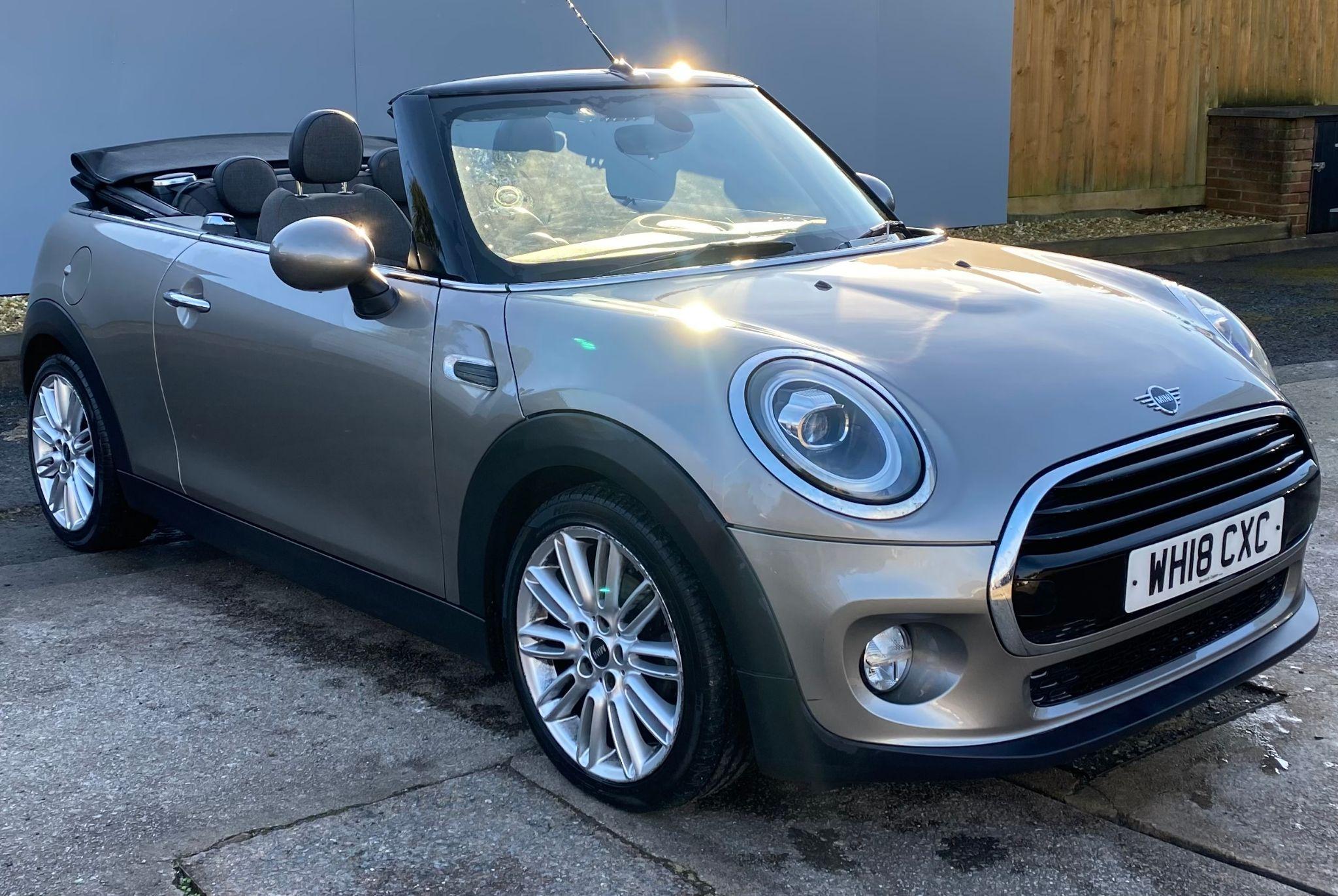 Main listing image - MINI Convertible