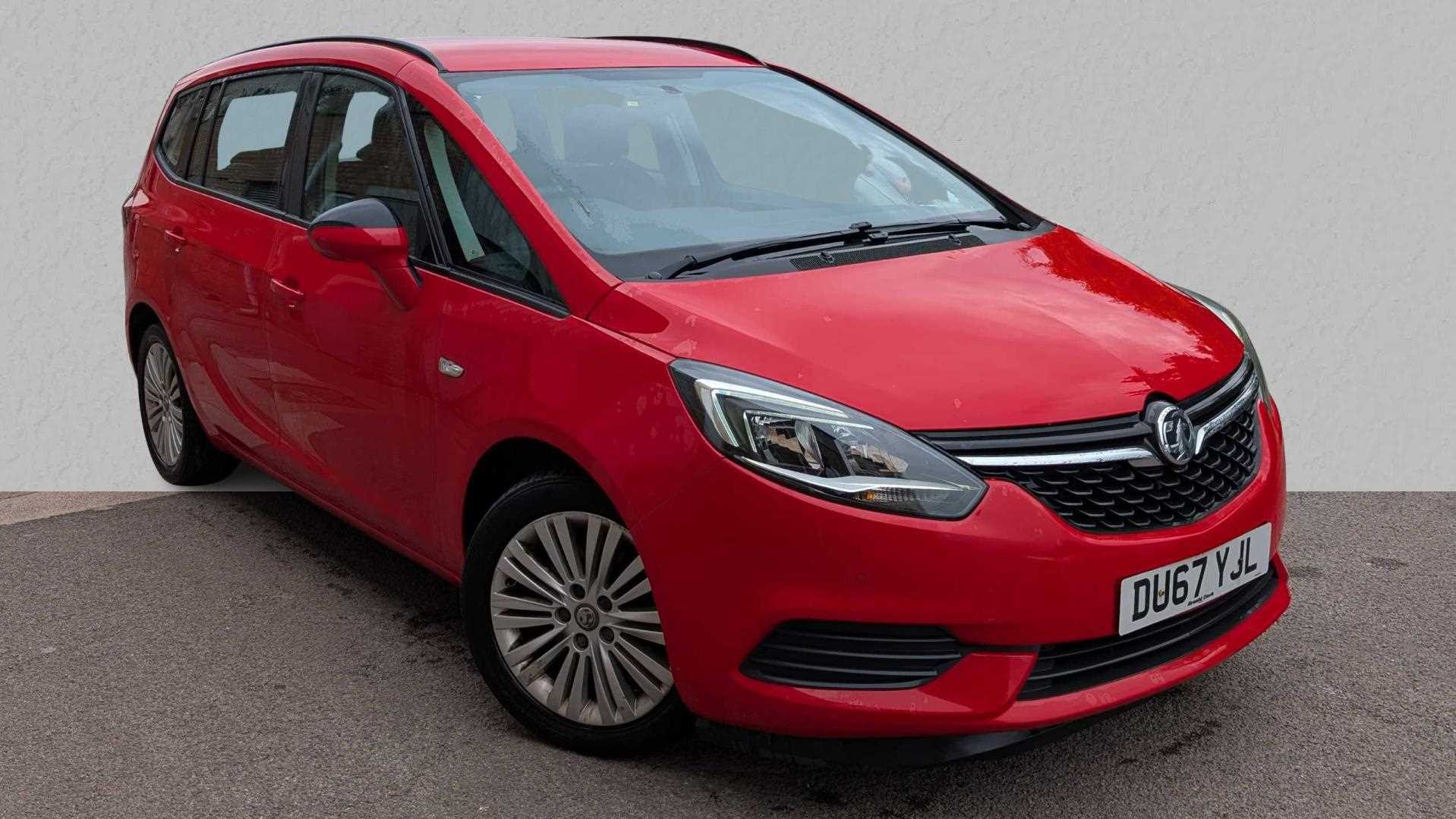 Main listing image - Vauxhall Zafira
