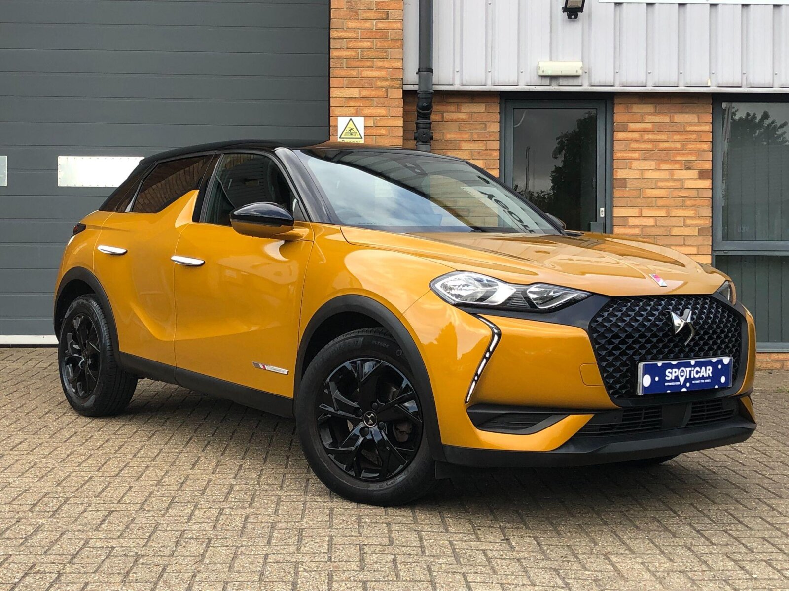 Main listing image - DS DS 3 Crossback