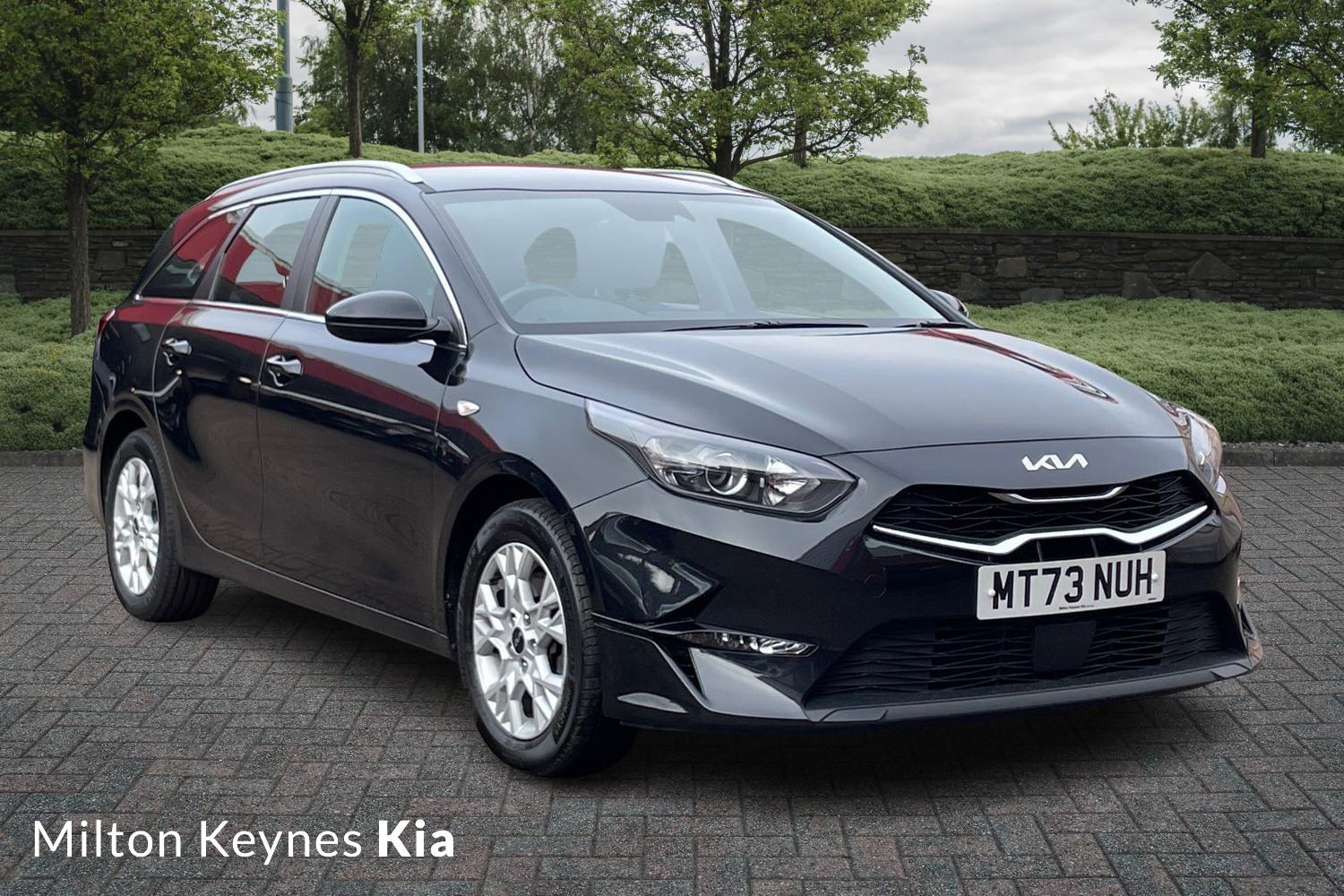 Main listing image - Kia Ceed SW