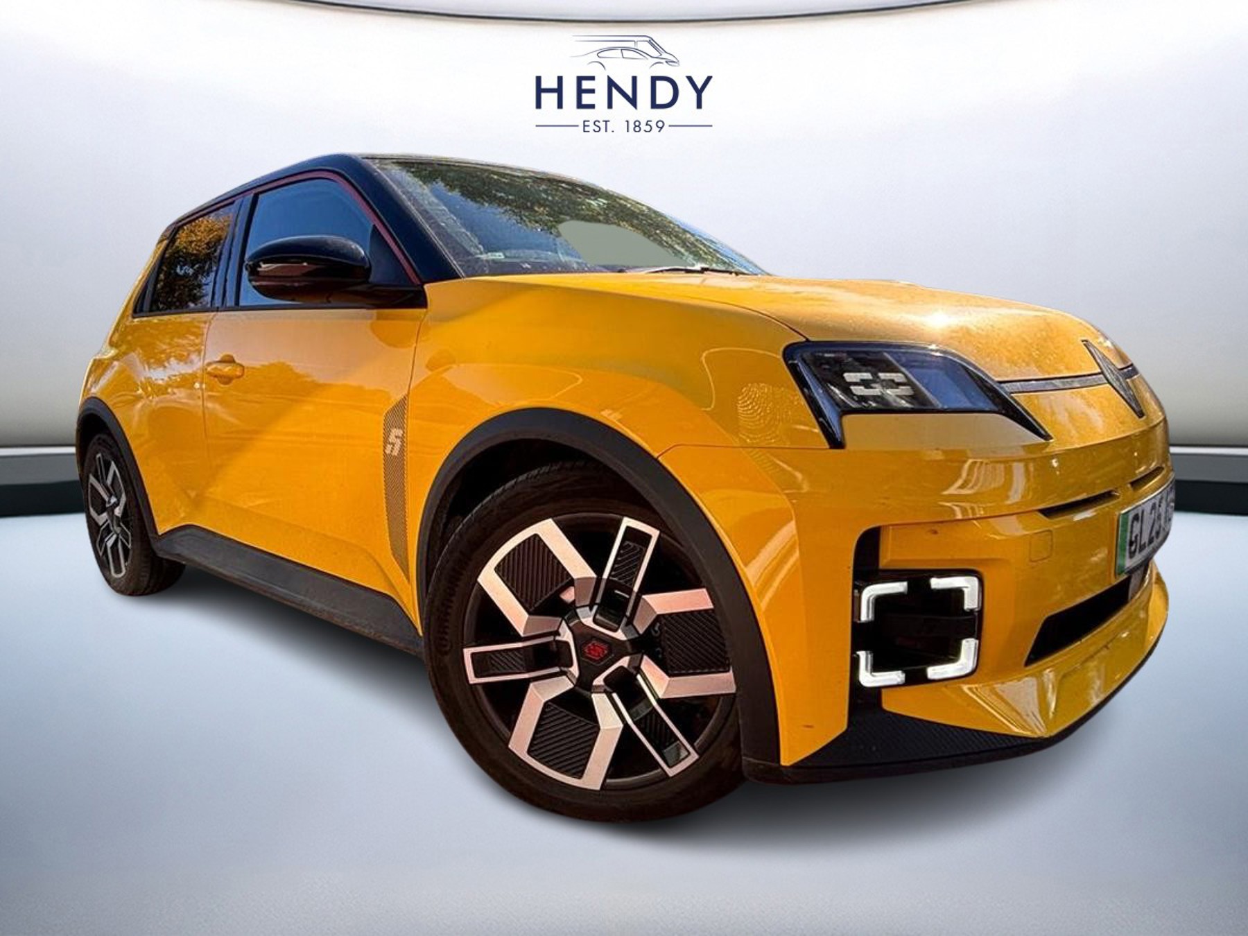 Main listing image - Renault 5