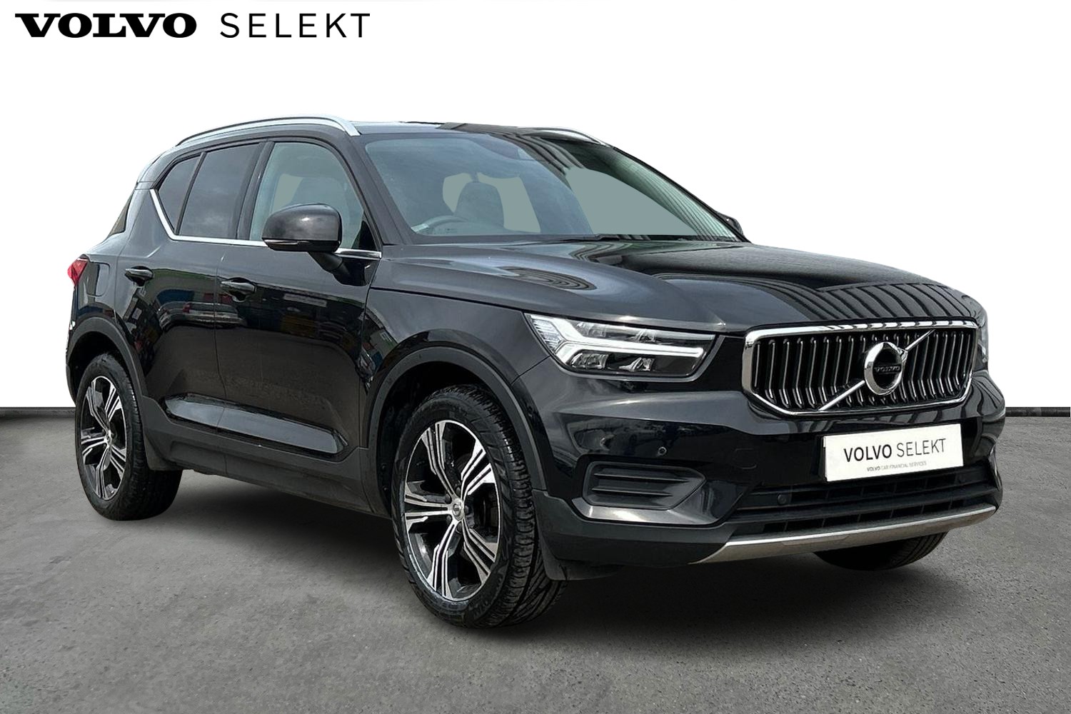Main listing image - Volvo XC40