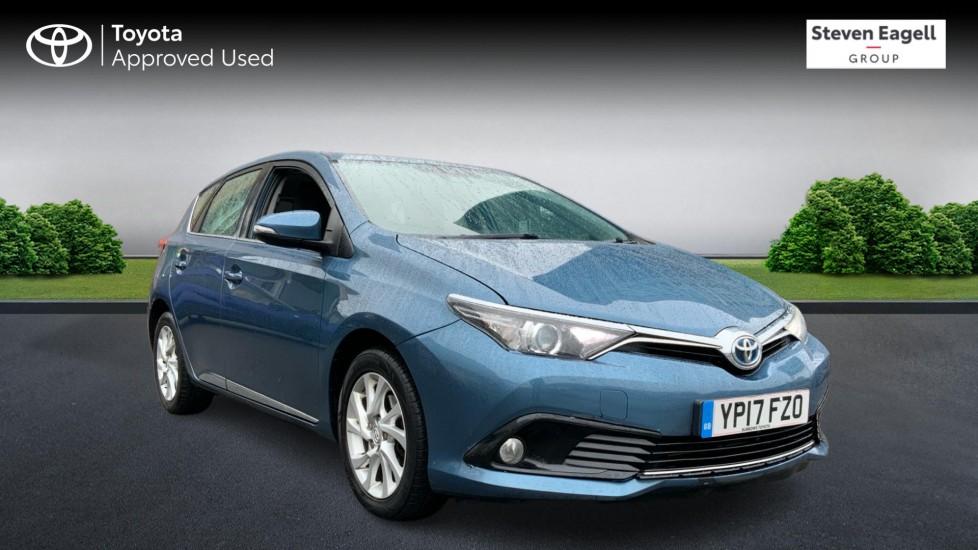 Main listing image - Toyota Auris