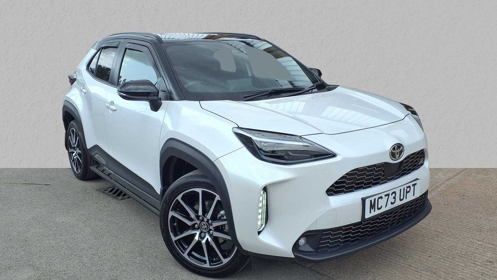 Main listing image - Toyota Yaris Cross