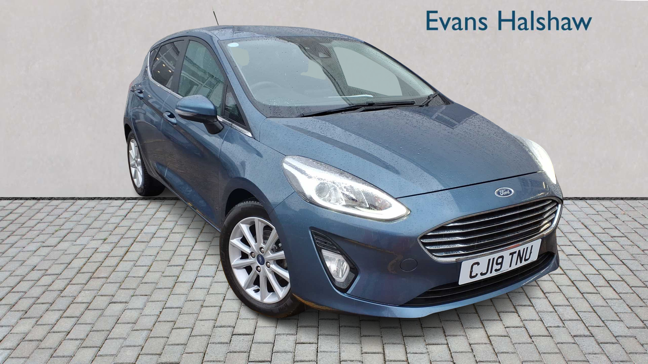 Main listing image - Ford Fiesta