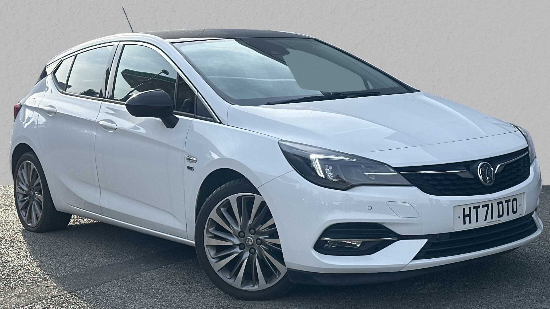 Main listing image - Vauxhall Astra