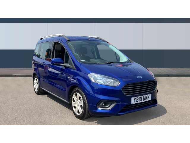 Main listing image - Ford Tourneo Courier