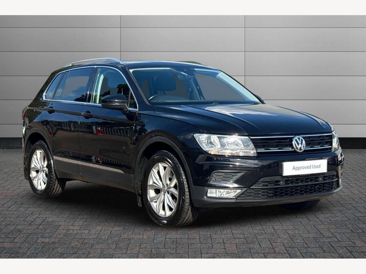 Main listing image - Volkswagen Tiguan