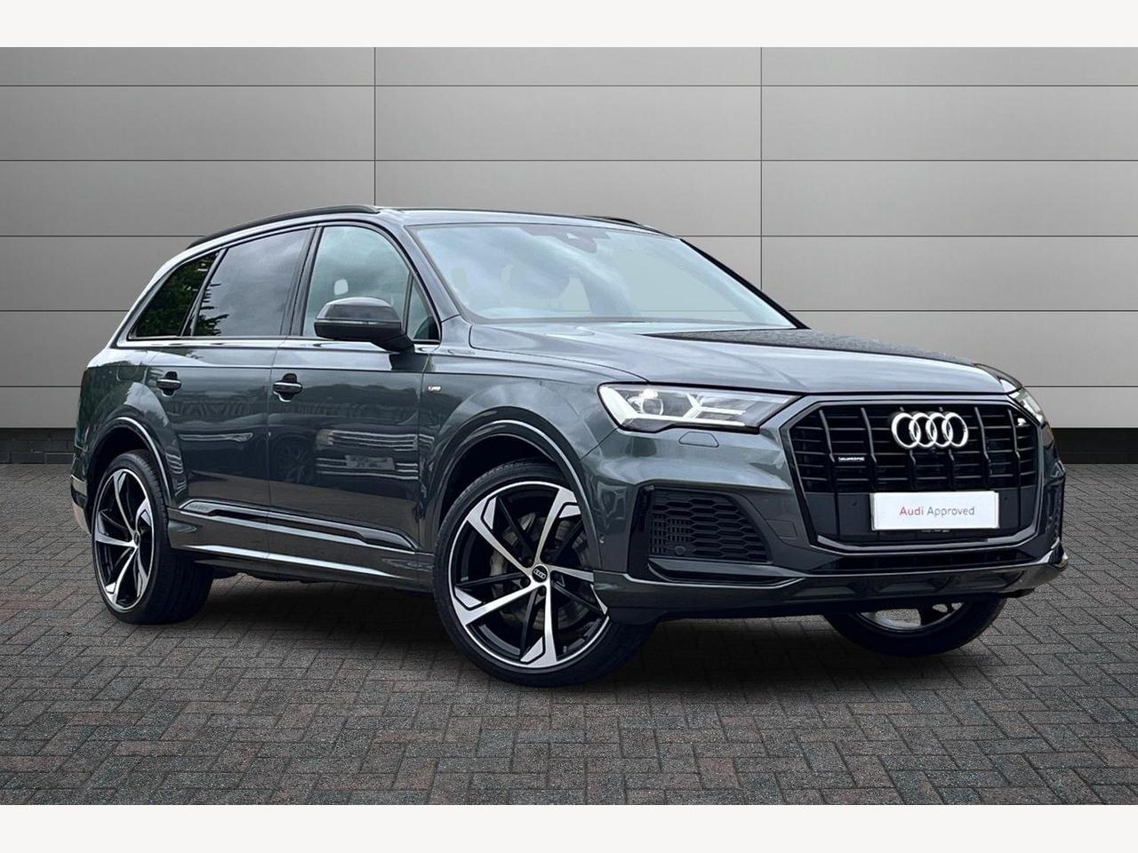 Main listing image - Audi Q7