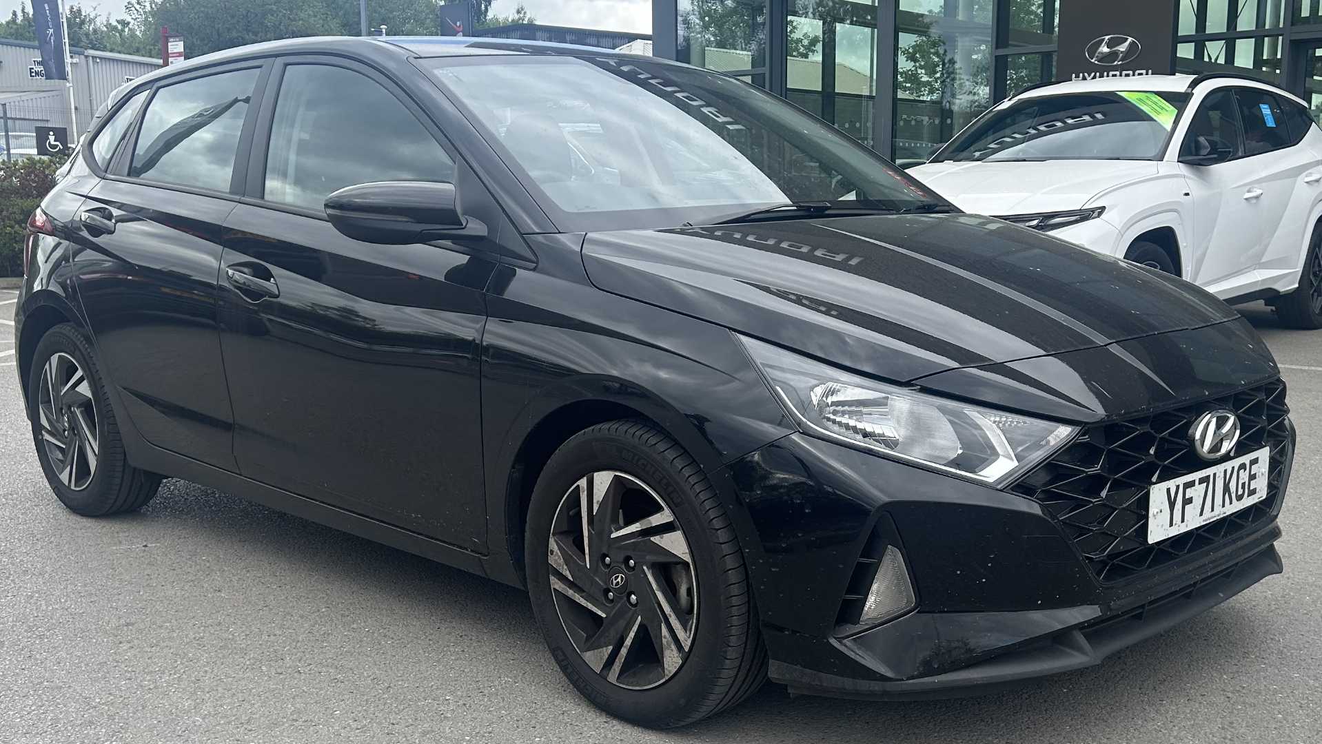 Main listing image - Hyundai i20