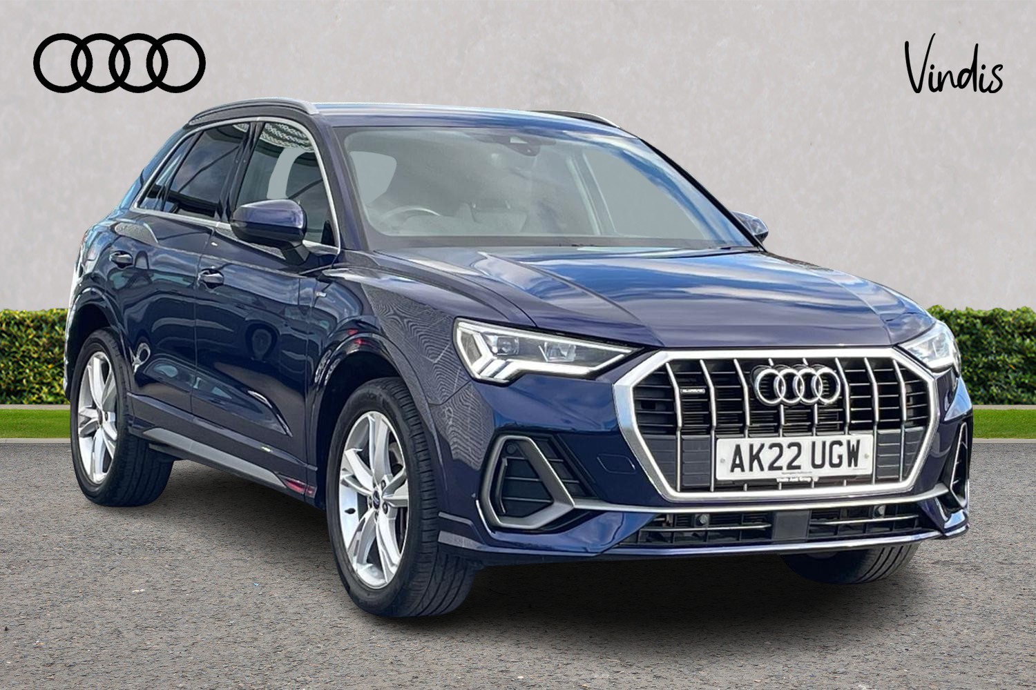 Main listing image - Audi Q3