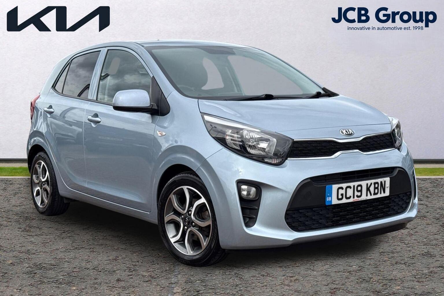 Main listing image - Kia Picanto