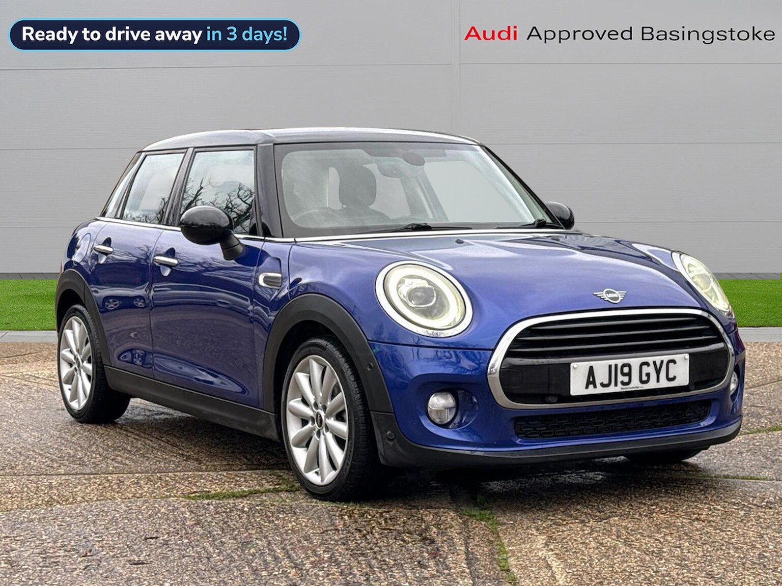 Main listing image - MINI Hatchback 5dr