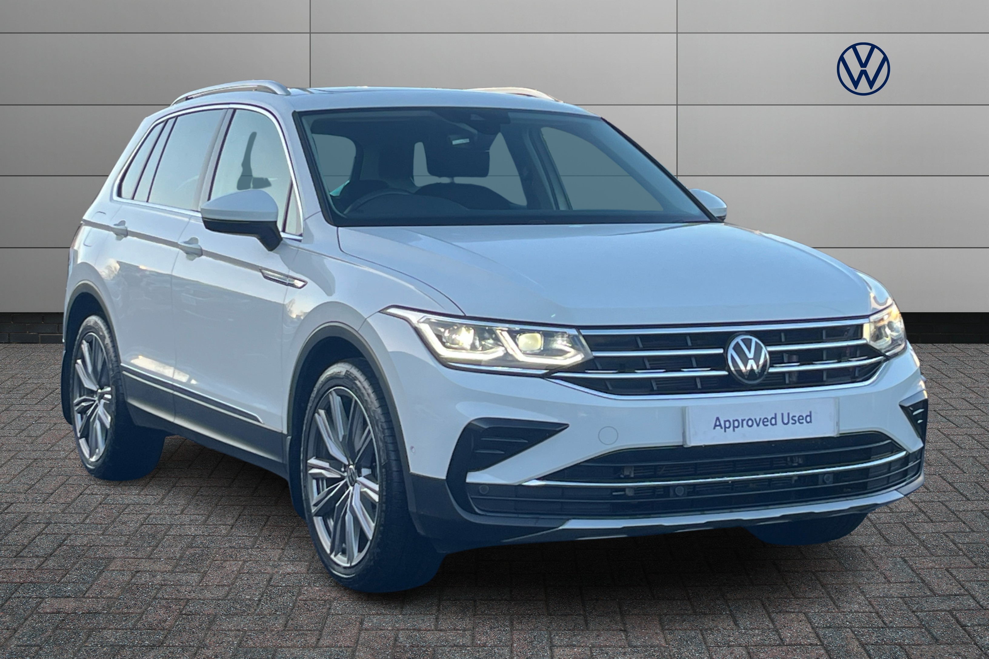 Main listing image - Volkswagen Tiguan