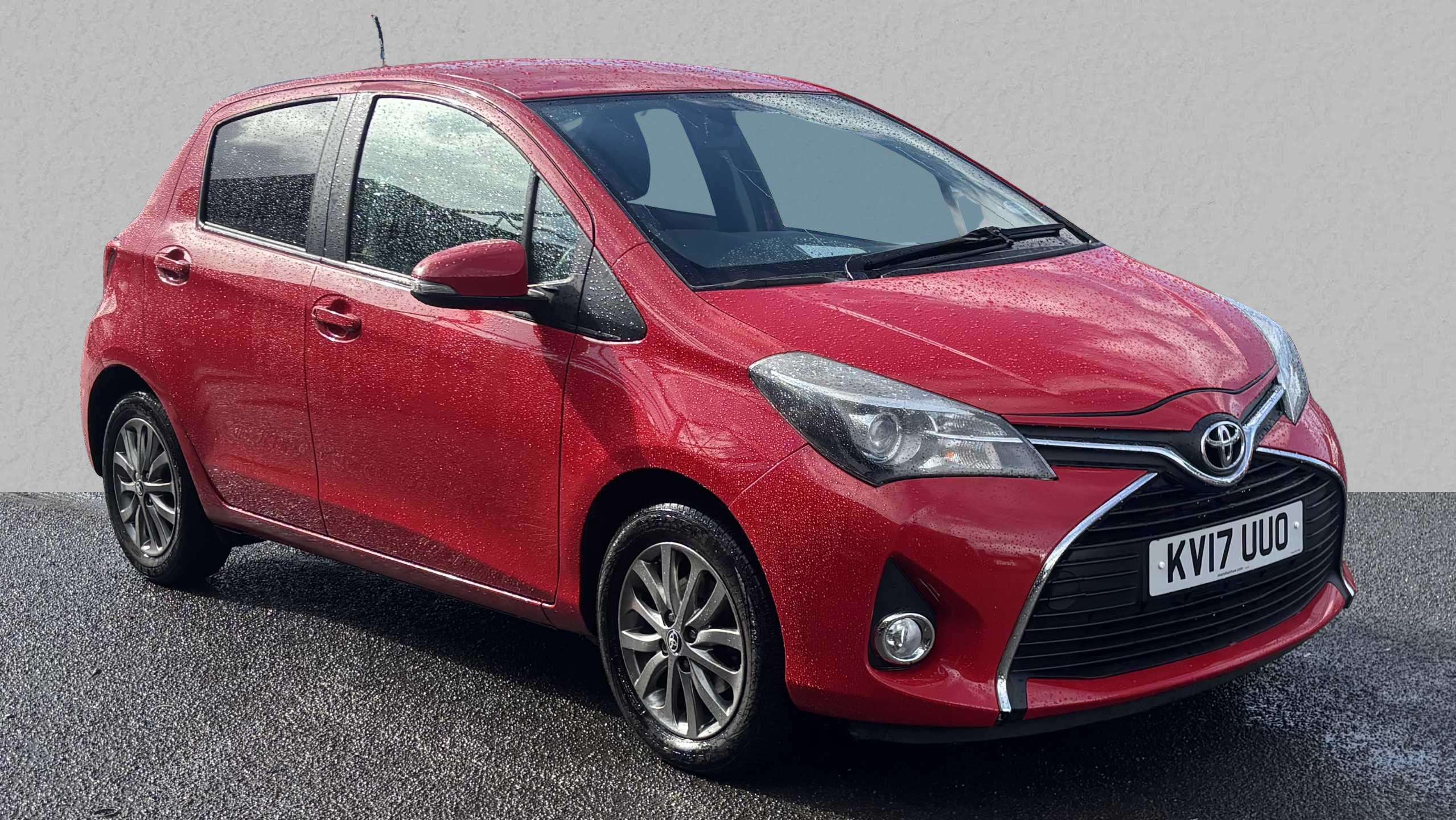 Main listing image - Toyota Yaris