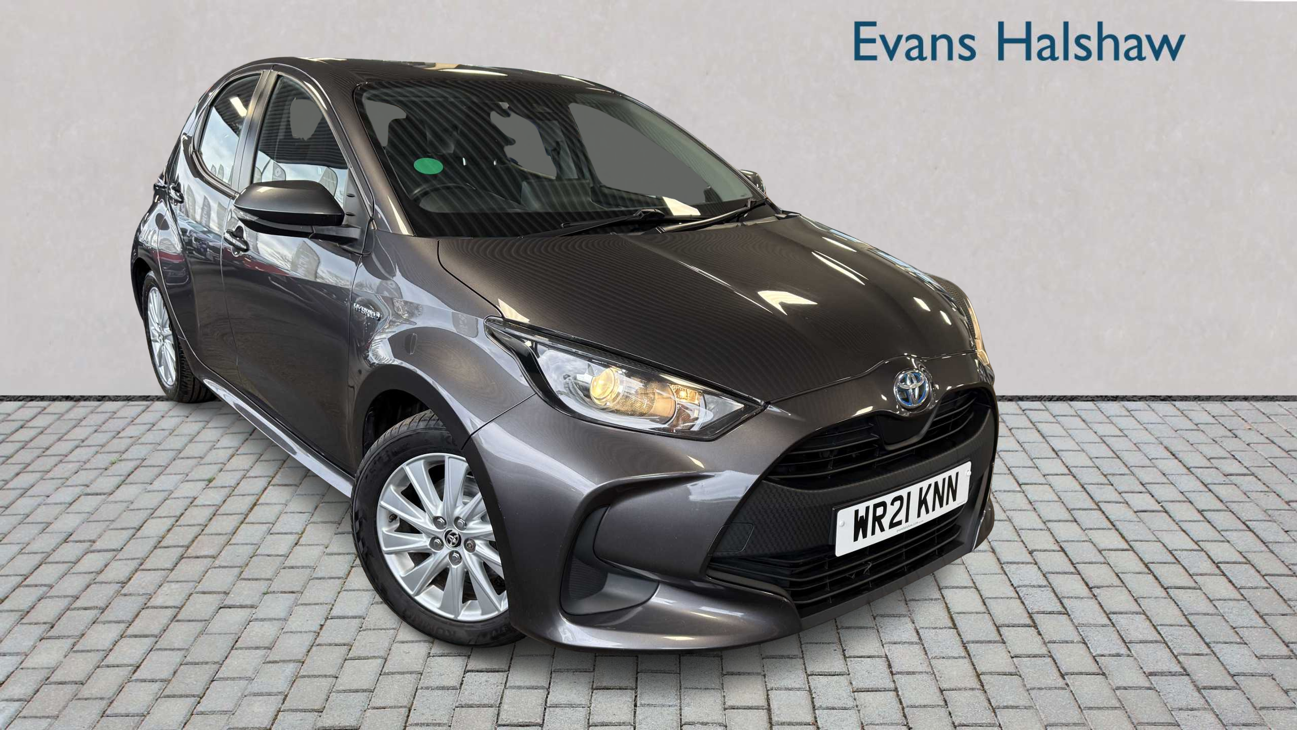 Main listing image - Toyota Yaris