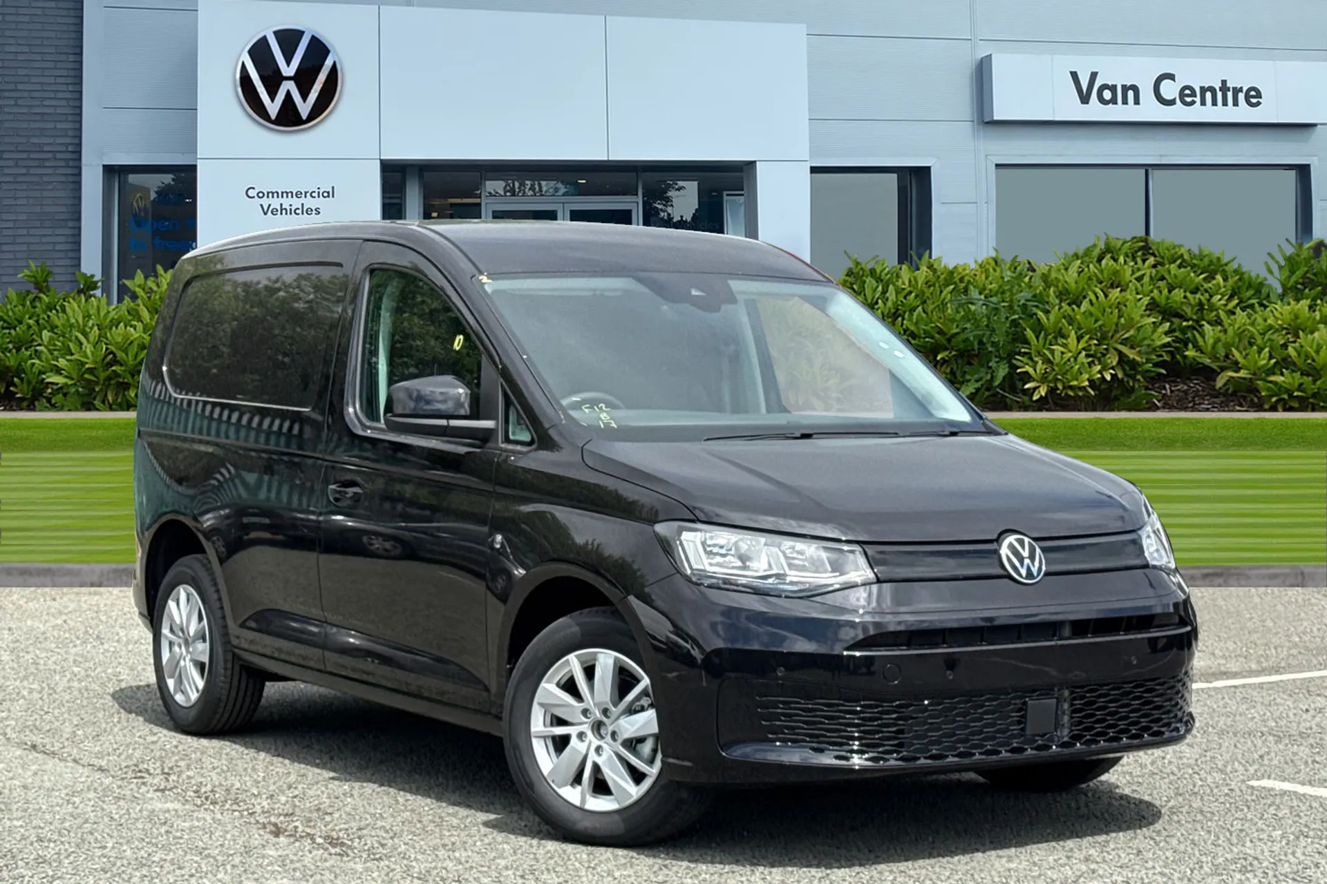 Main listing image - Volkswagen Caddy