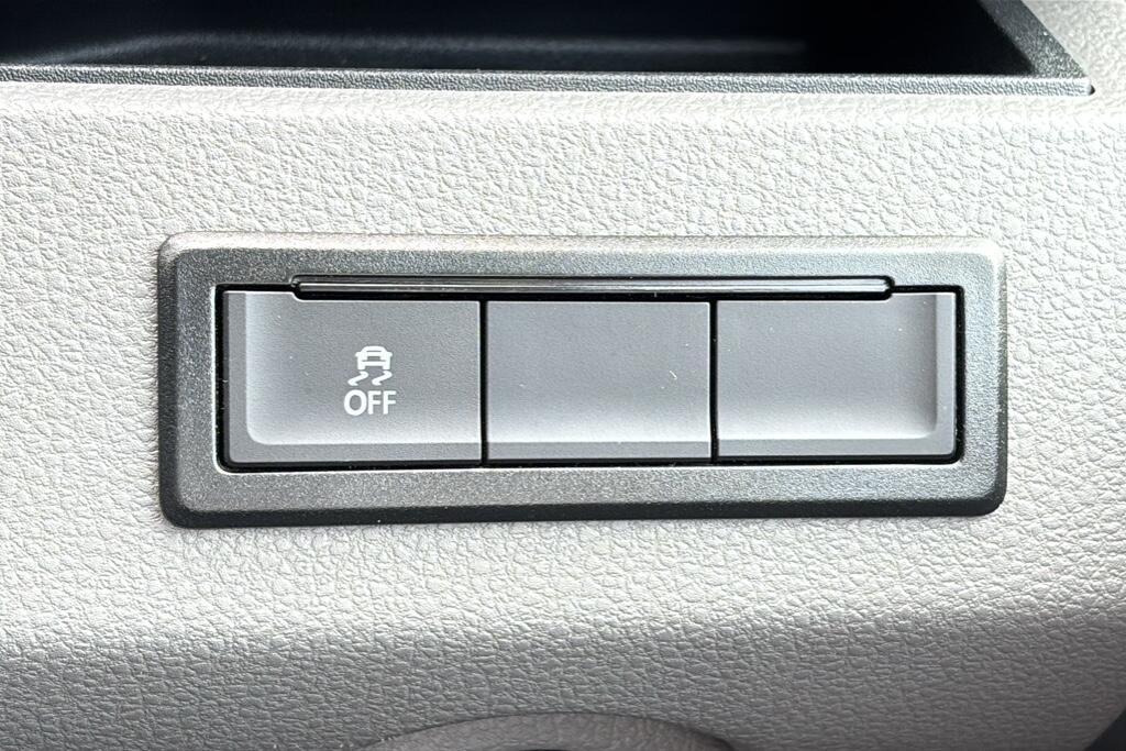 Main listing image - Volkswagen Transporter