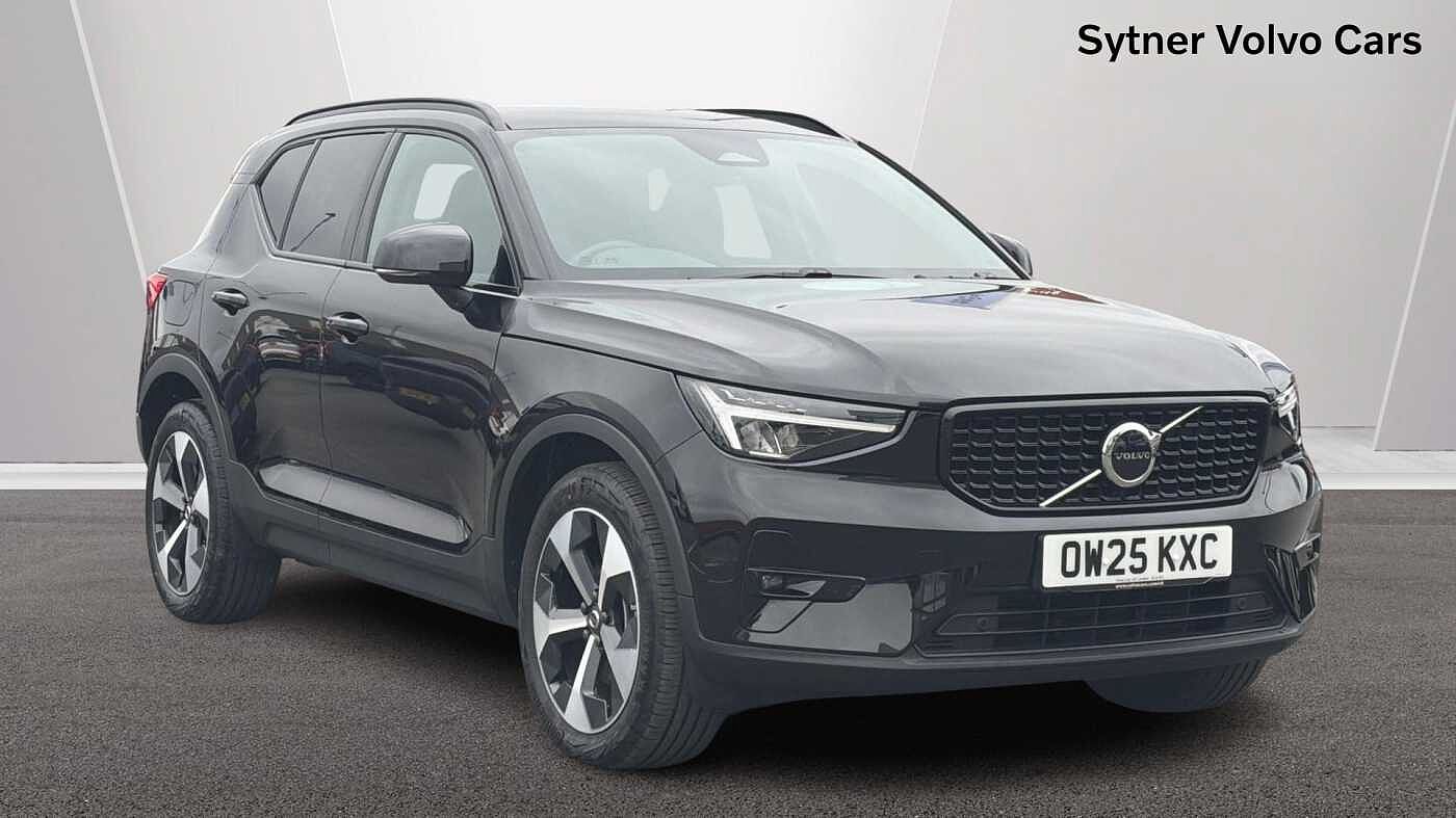 Main listing image - Volvo XC40