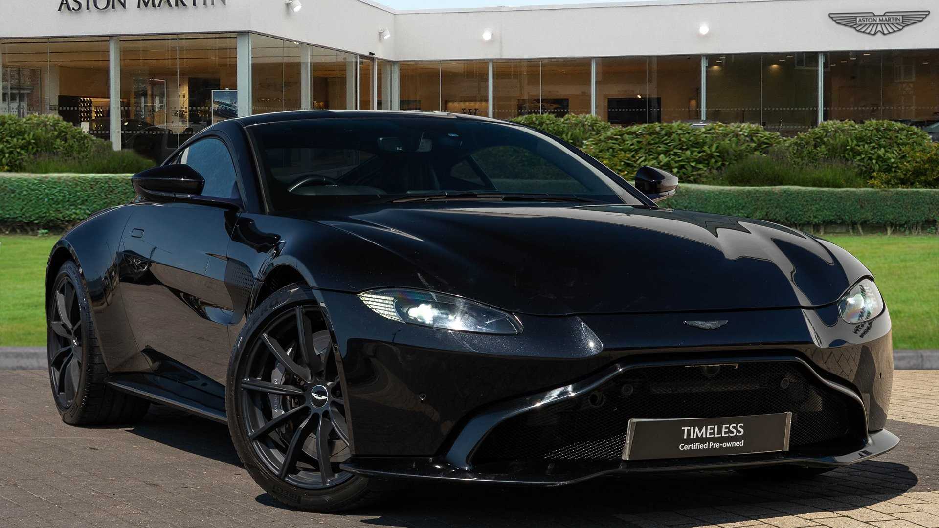 Main listing image - Aston Martin Vantage